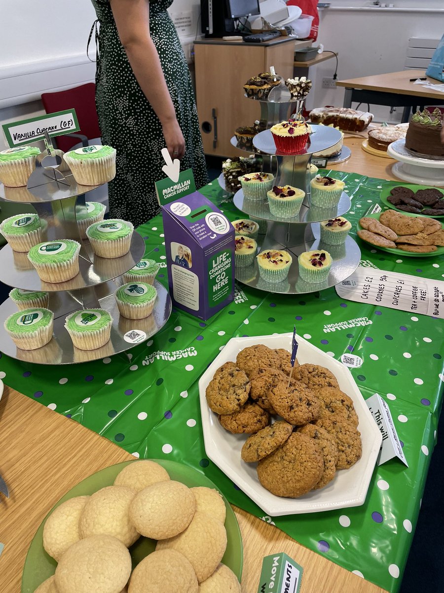 Holly McPhillips tweet media