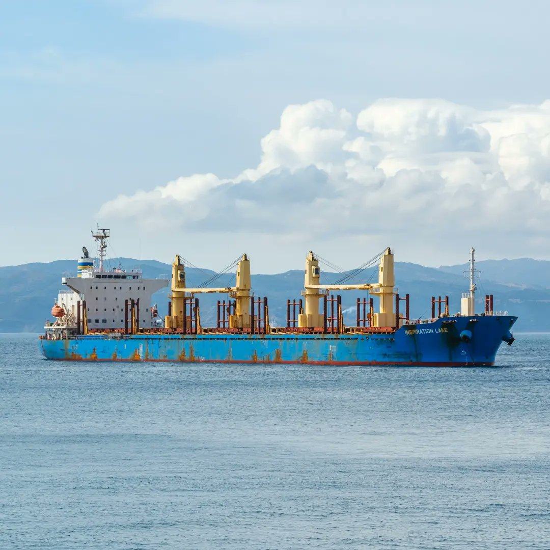 KiteObserver's tweet photo. Inspiration Lake Bulk Carrier - more high quality photos and panorama at https://t.co/zR7IhrLQ3a

#shipspotting #ship #vessel #bulk #carrier #Gibraltar #blue #sea #inspiration #Lake #cargo #cargoship #bulkcarrier https://t.co/WzPFI1wgEB