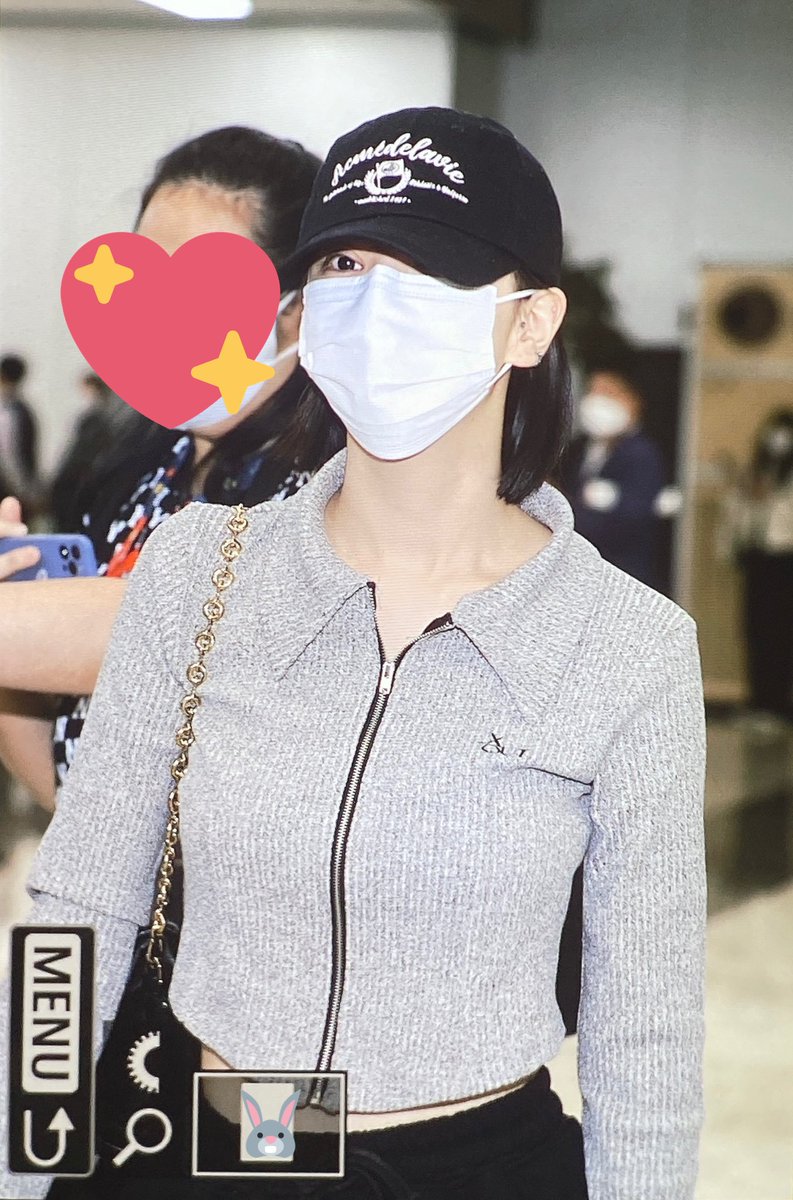 Pure530's tweet photo. 221017 프리뷰

#비비지 #은하 #VIVIZ #EUNHA #ウナ@VIVIZ_official https://t.co/rqKHBXUJgV