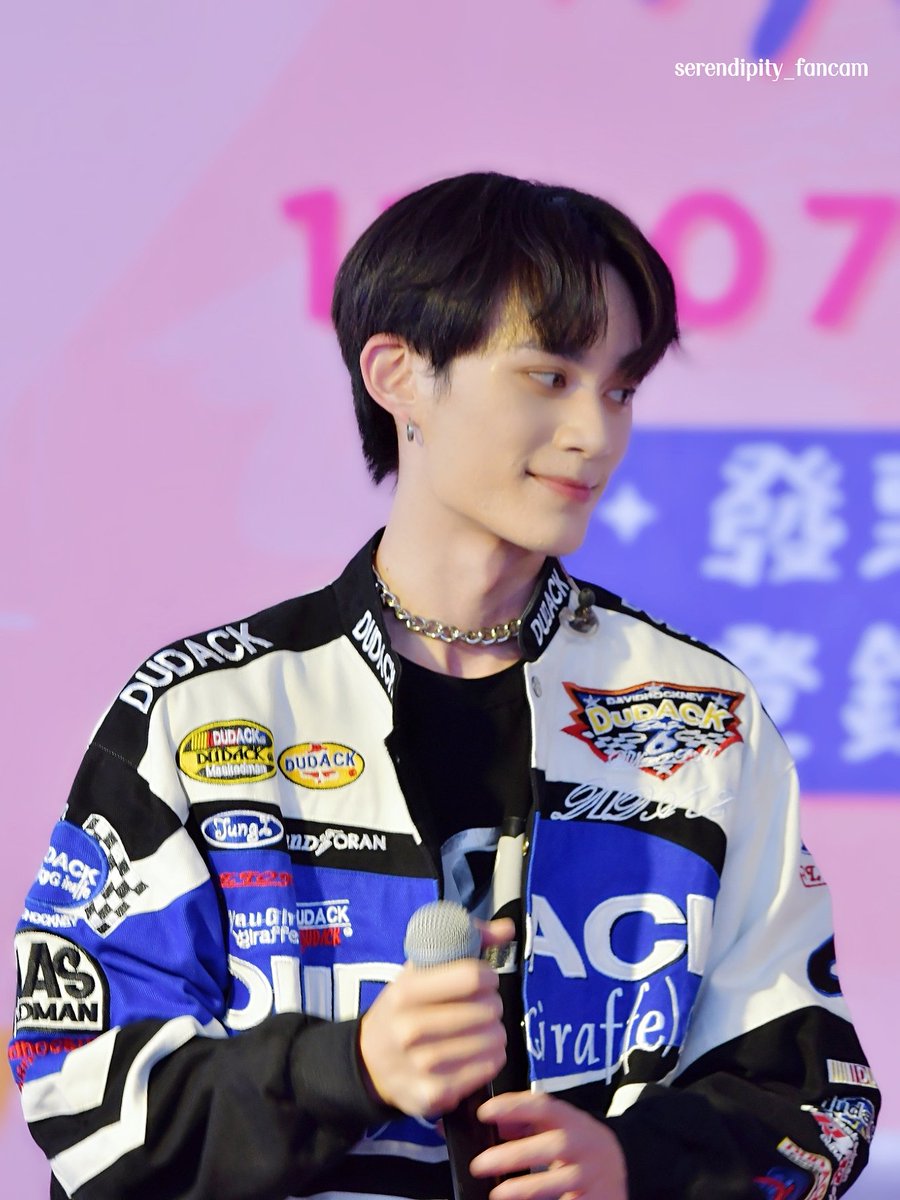 serendipity_CU's tweet photo. 2022/10/16
📍台南新光三越小西門廣場
_
#原子少年 #土星 #呂植宇 https://t.co/pFJ6UEhW8a