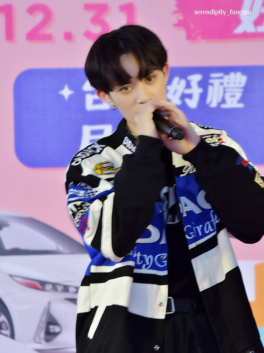 serendipity_CU's tweet photo. 2022/10/16
📍台南新光三越小西門廣場
_
#原子少年 #土星 #呂植宇 https://t.co/pFJ6UEhW8a