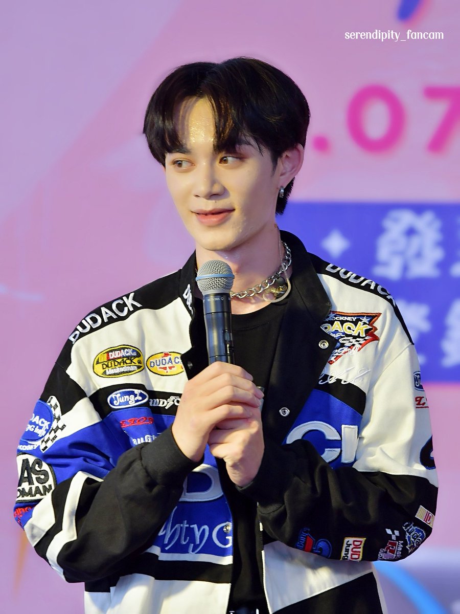 serendipity_CU's tweet photo. 2022/10/16
📍台南新光三越小西門廣場
_
#原子少年 #土星 #呂植宇 https://t.co/a5f97KY4BP
