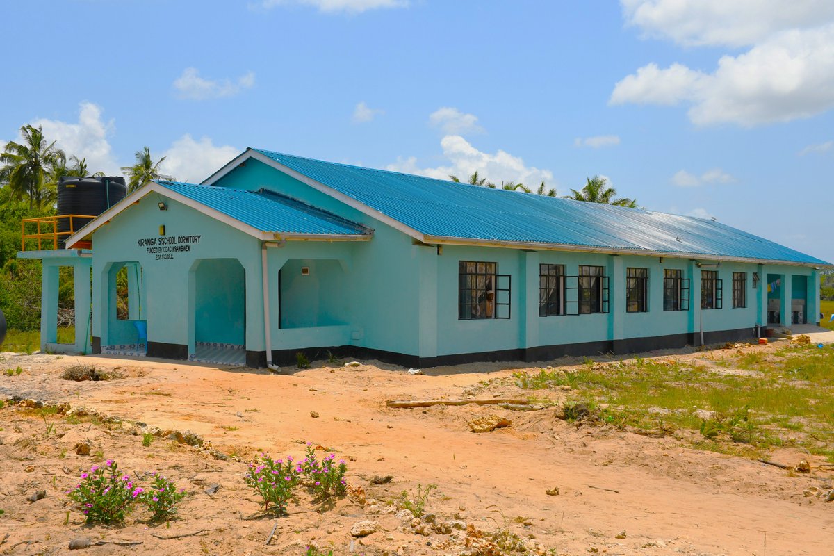 CdaBase's tweet photo. The CDA Committee of Msambweni has finalised the construction of a girls dormitory at Kiranga Secondary School.
The construction of the dorm has enabled students who used to rent in the neighbouring villages to board at the school. The dorm can accommodate 150 students. https://t.co/ndxmKKeyFj