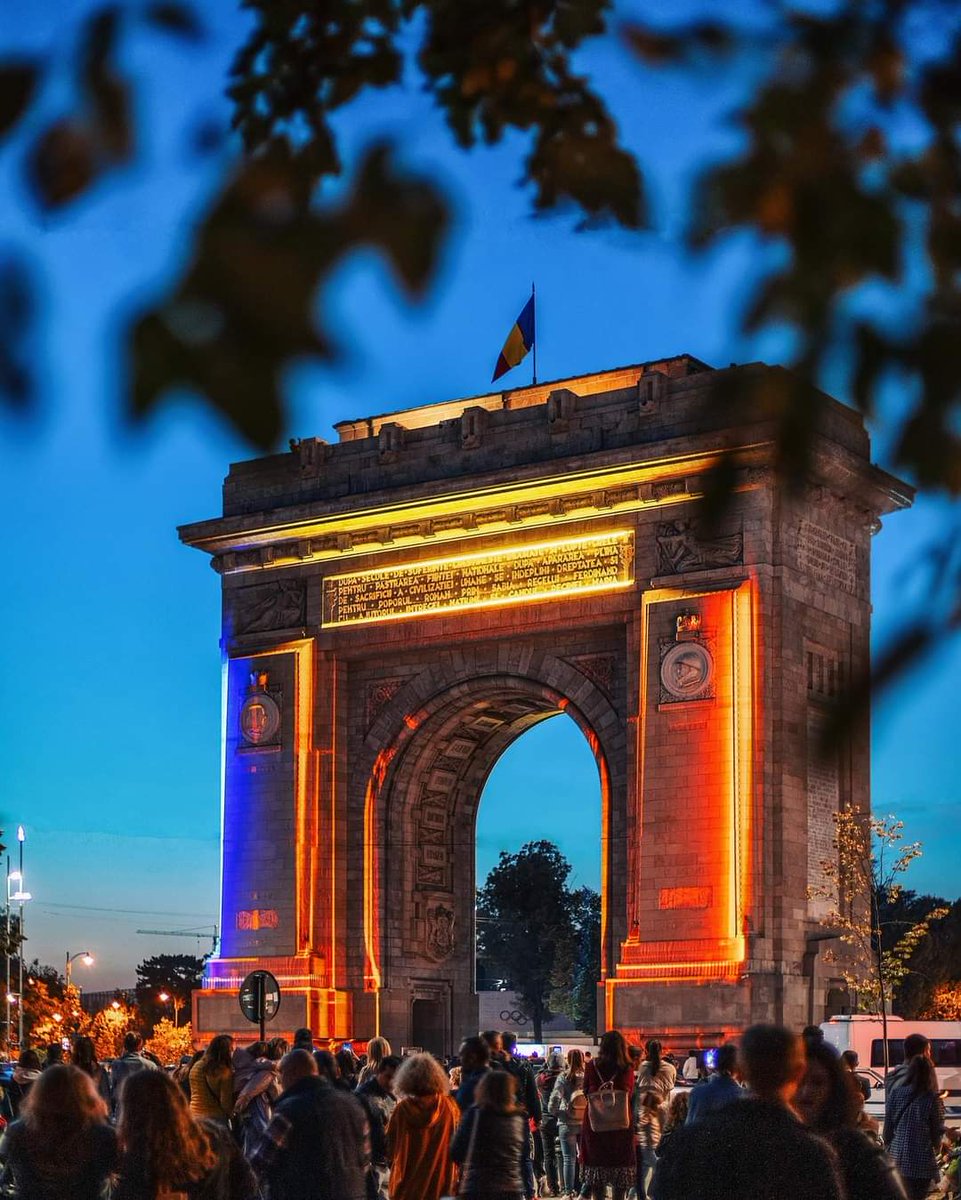 Travel_2Romania's tweet photo. Spotlight 2022 LA ARCUL DE TRIUMF, 100 de ani de la inaugurarea Monumentului Arcul De Triumf #arculdetriumf #discoverbucharest #spotlightfestival #descoperabucurestiul #bucharest #visitbucharest #visitromania #travelphotography
📸Dan Mihai Bălănescu
#DiscoverRomania https://t.co/U0k7cvxsI1
