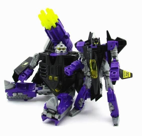 onslaught86's tweet photo. @hellacraptor BW2 Starscream and BB!

But it's a combination joke so https://t.co/Dgf0EnCiH8