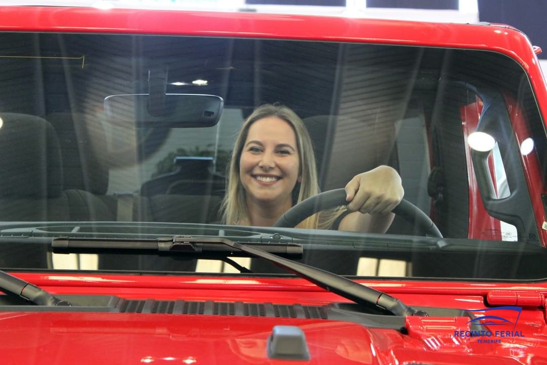 recintoferialtf's tweet photo. 🚘 Entramos en la semana del VIII Salón del Automóvil de Canarias!!!
📌 Del 20 al 23 de octubre.
⏰ De 10:30 a 20:30 horas.
👉 Automóviles nuevos, vehículos comerciales, accesorios e industria auxiliar.
ℹ️ https://t.co/nQrBpvlyAy
@CabildoTenerife @FREDICAcanarias @FundacionDISA https://t.co/elHGBwm4V0