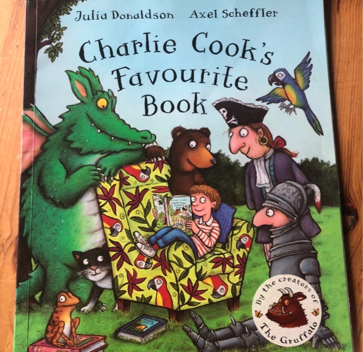 OpyMrs's tweet photo. Linking a story to a new phoneme can really help remind children that the phonemes they are learning are leading the way to learning to read. We are writing with ch ch ch chalk #phonics #literacy #CharlieCooks #JuliaDonaldson #RWI https://t.co/sW5sulakc6