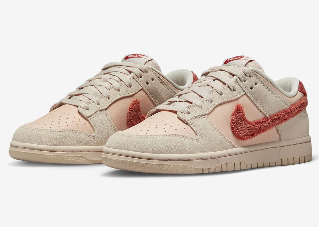CaminoTV's tweet photo. La Dunk Low Terry Swoosh est dispo 👀

Lien https://t.co/ZU039OXWC9 https://t.co/7RftWQckjz