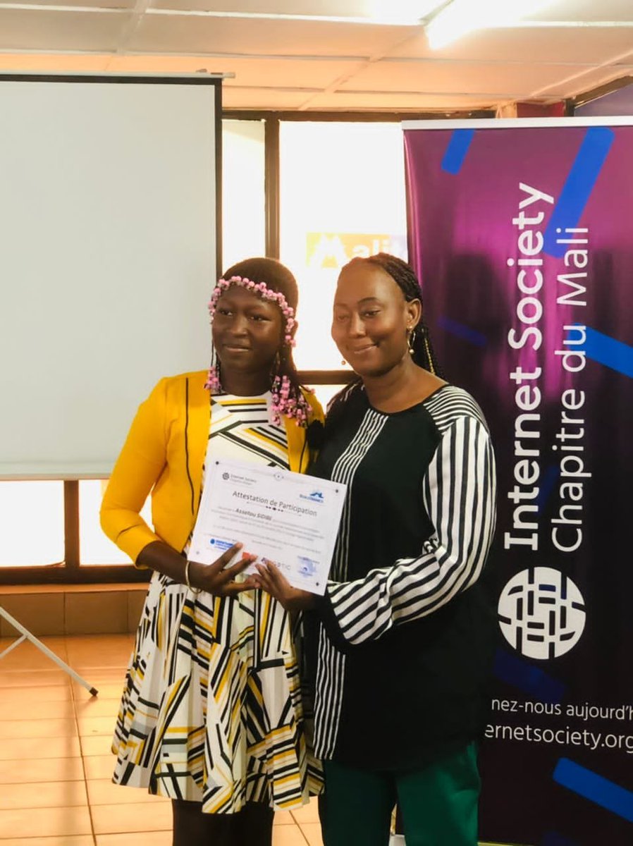 isocml's tweet photo. Une cérémonies riche en activités.
Merci aux partenaires qui ont rendu possibles ces activités. Il s'agit de #AnkaTraonics, #OrangeDigitaCenterMali et l'@agetic_officiel.
Merci aux invités #FondationSoumailaCisse, @FemmesetTIC #ChaqueEnfantCompte #AFARDMALI #AFIMA #lesEcoles https://t.co/J8GKgkmhn2