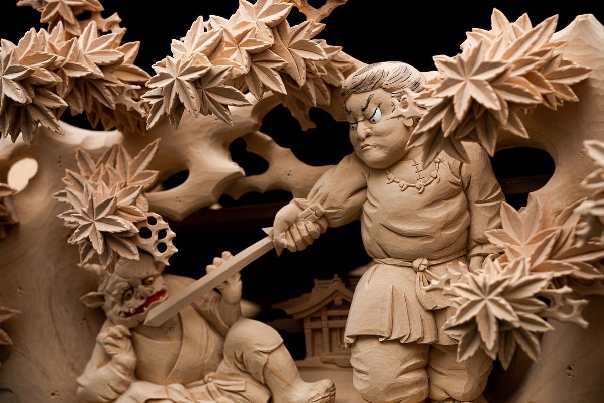 白檀彫刻提刀関羽様立像(整理番号:Q45) 白檀彫刻提刀関羽様立像(整理番号:Q45)