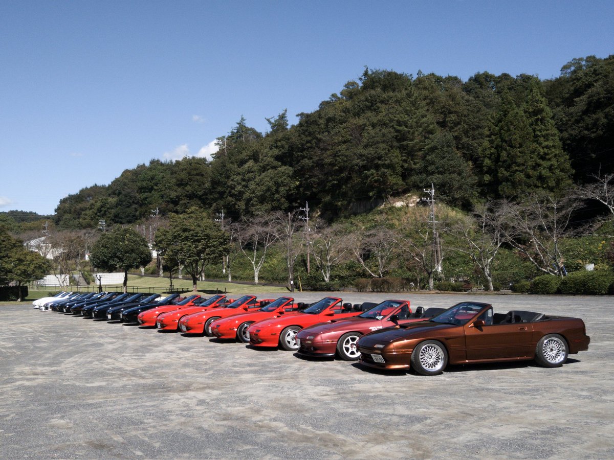 yucci_SENSE's tweet photo. 今年も岐阜県瑞浪市で行われたRX-7カブリオレミーティング行ってきました!
愉快な人々と会えるし、毎回ホントに良い情報交換の場になってて、本当に大好きなミーティング!
来年はもっと台数増えるといいなー!
#カブリオレミーティング #fc3c #fc3s #rx7 #fcvert https://t.co/810flC5aR6