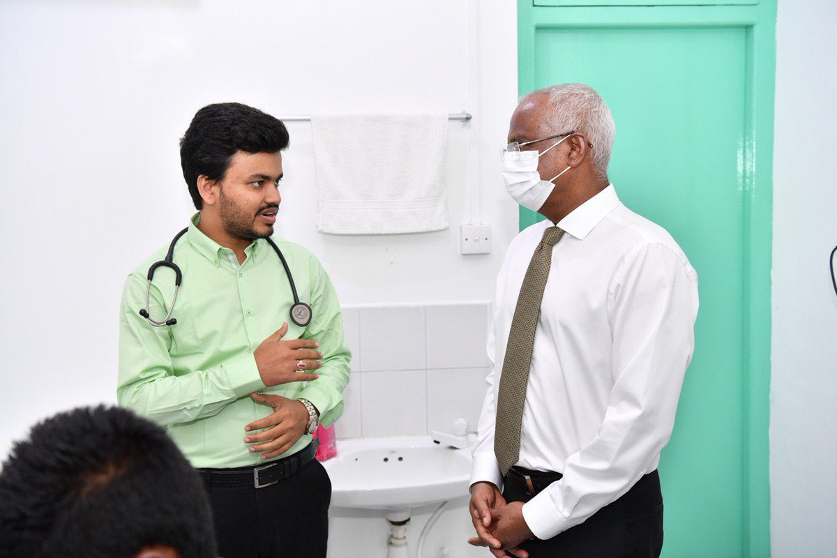 Today, President <a href="/ibusolih/">Ibrahim Mohamed Solih</a> toured the healthcare centre in Kaashidhoo Island in the Kaafu Atoll and met with the management and staff. He inquired about the healthcare needs of the community and the operations of the facility.