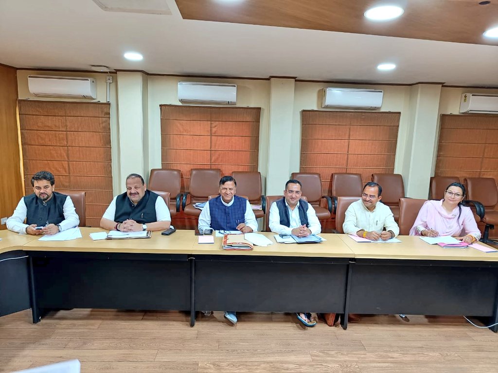 saudansinghbjp's tweet photo. दिल्ली में आयोजित प्रदेश चुनाव समिति की बैठक में शामिल हुआ, जिसमें विभिन्न मुद्दों पर चर्चा हुई। @BJP4Himachal https://t.co/85EHSgQck0