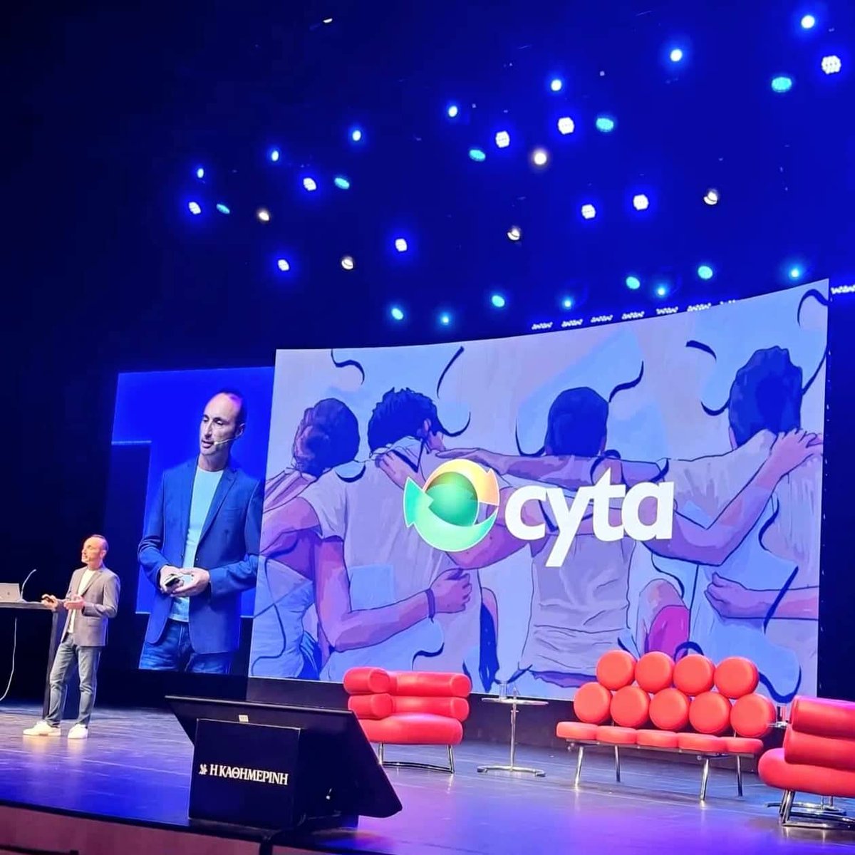 #HappeningNow
3 σημαντικές ανακοινώσεις από τον CEO της #Cyta Αντρέα Νεοκλέους <a href="/neocland/">Andreas Neocleous</a>, στο 5ο @DigitalAgendacy, για το τι έρχεται από τη Cyta πολύ σύντομα:
•TV app για Cytavision – Νοέμβριο 
•Μy Cyta app – Δεκέμβριο 
•Cyta Rewards – Δεκέμβριο

#Cyprus