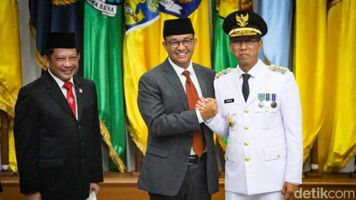 Huru and Anies, Para TAI (teman ahok Indonesia) tambah ngamuk! 😁🇲🇨👇