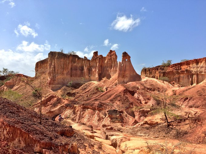 nature_exp's tweet photo. While visiting Malindi, Marafa Hell's Kitchen is a good spot to experience one of the best and most beautiful sunsets.
For inquiries and bookings contact us via,
☎ Tel: +254 – 748 717 387
📧 info@natureexpeditions.com
#MagicalKenya #TembeaKenya #Marafa #Malindi https://t.co/3UCFEFFkoB