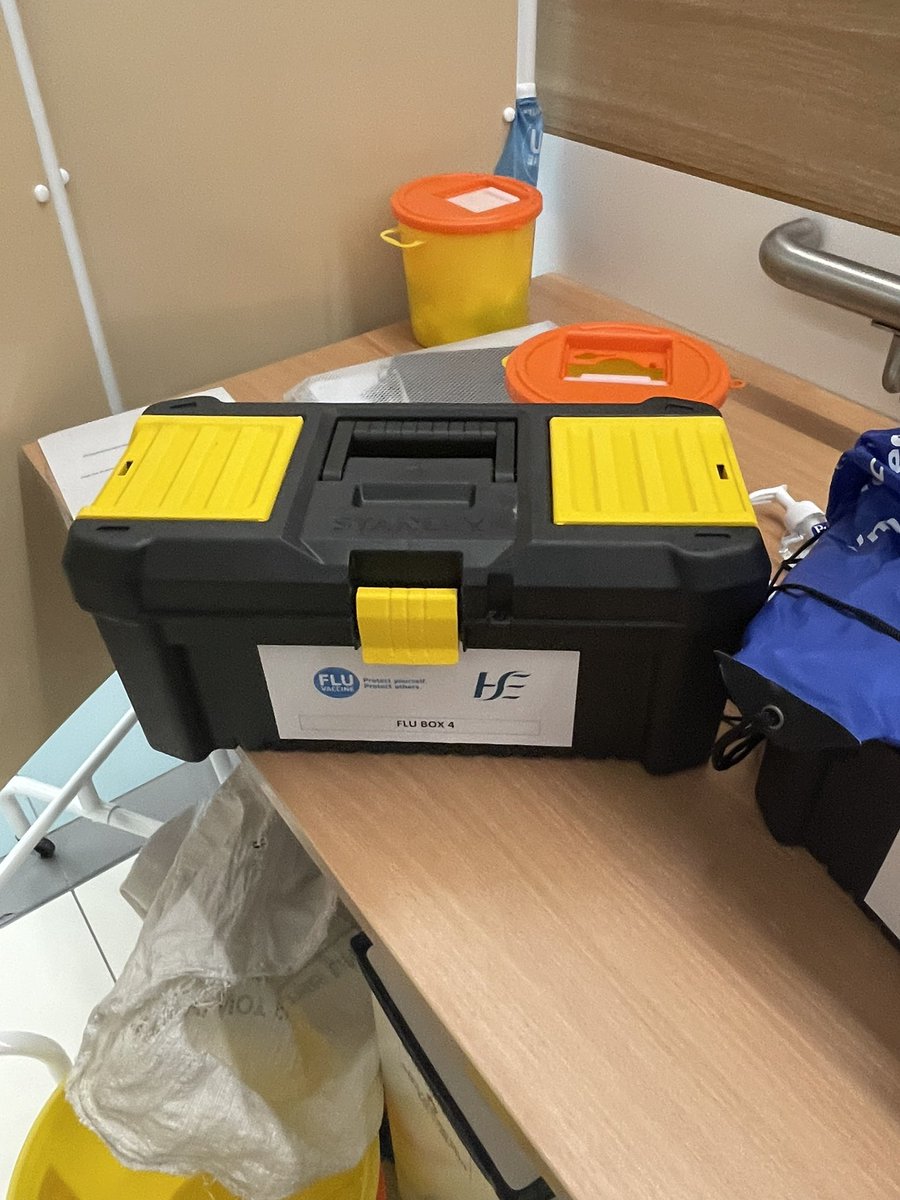 keatmgt's tweet photo. Many thanks to @fiona_moore11 for the Vaccboxes for our mobile vaccination clinics here in MRHP #outearly #yourbestshot #fluVaccine https://t.co/zbQFDsY0G3