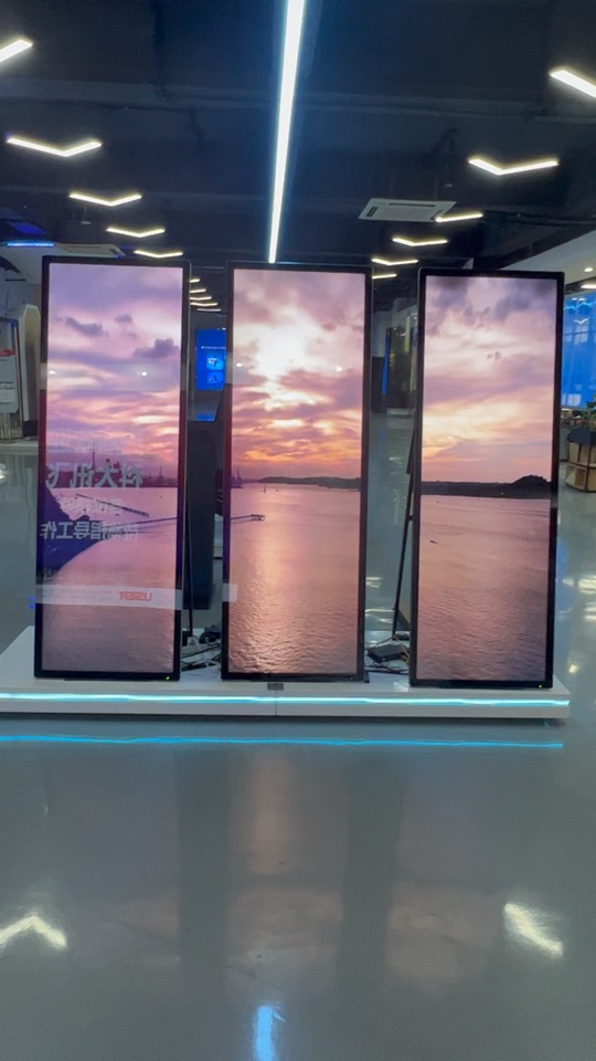 irenachen11's tweet image. 75 inch Full screen kiosk #Advertisingkiosk #LCDkiosk #barscreen #A-Boardkiosk #LCDdigitalsignage