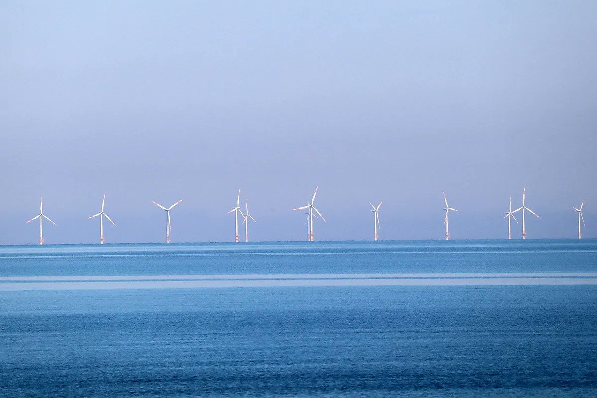 mc2haber's tweet photo. #RenewableUK: Yüzer Deniz Üstü Rüzgar Projelerinin Sayısı Arttı  

👉  https://t.co/P0VaI4Q7Id 

#floatingoffshore #offshorewind #windpower #world #energy #news #floatingoffshorewind #enerjihaberleri #renewables #temizenerji #windpower #windenergy #offshore  @RenewableUK https://t.co/yr404KfTaY