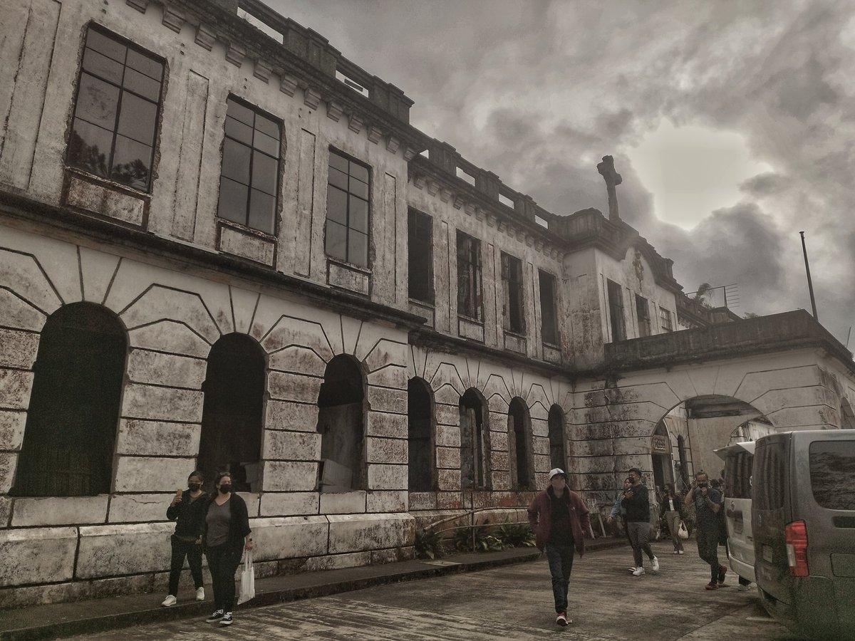 jssbriones's tweet photo. Clark abandoned hospital &amp; Diplomat Hotel https://t.co/ok8owPbAti