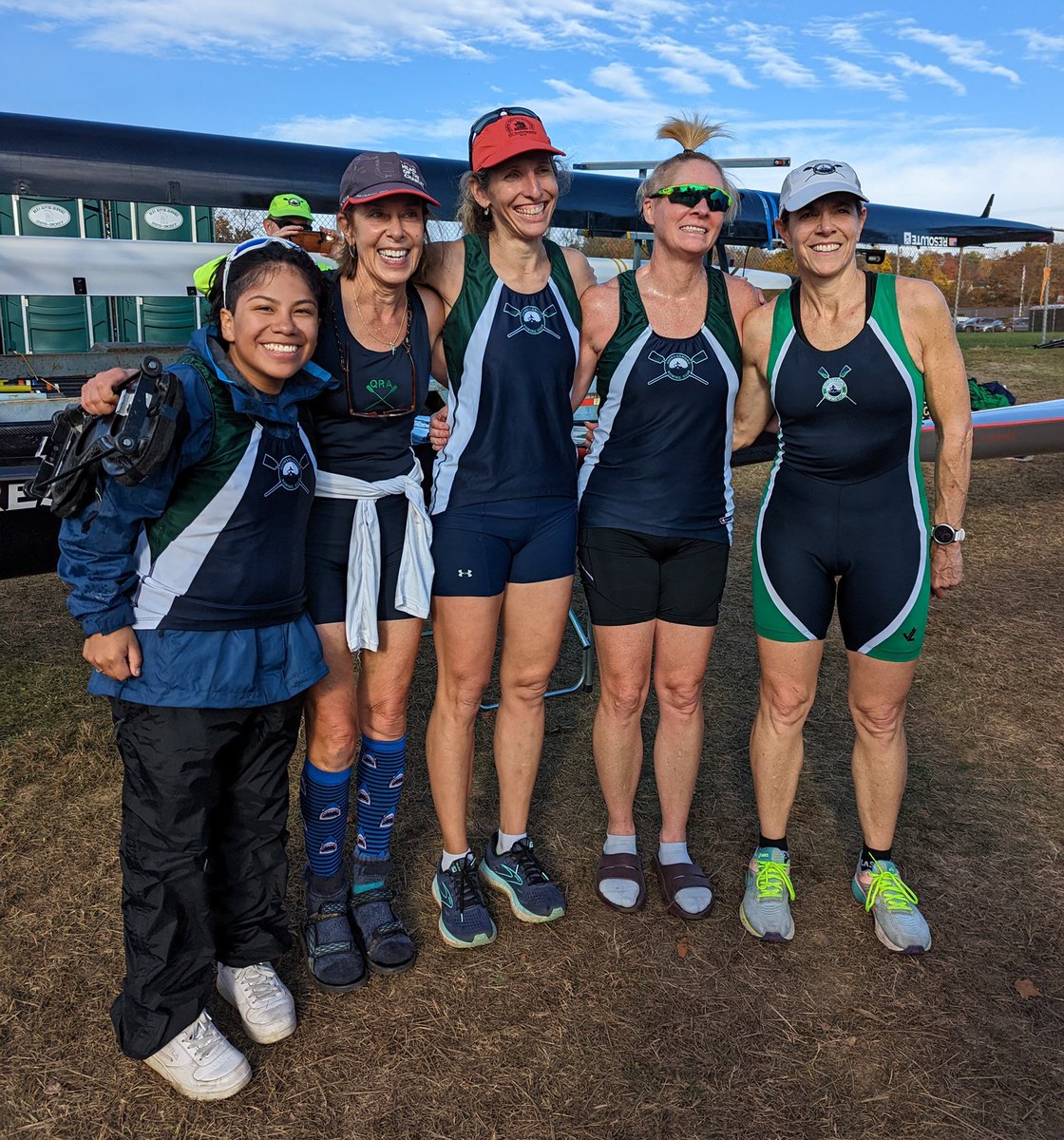 qrcrowing's tweet photo. Another golden weekend. Congrats to our gold medalists! #nhchampsregatta #rowing #mastersrowing  #row https://t.co/pkRwbhH8tA
