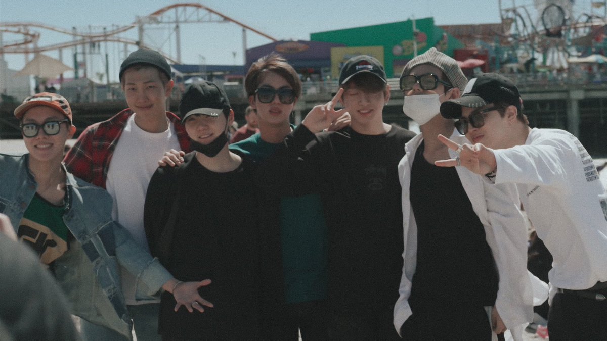 filmsforjin's tweet photo. "worries? everyone has worries. you might feel a little unhappy when you have them, but it will pass and soon after, you feel happiness again." – kim seokjin ♥︎

WE WILL WAIT FOR YOU JIN
#석진아사랑해하트
#ForeverWithBTS https://t.co/gZFEtetkMo