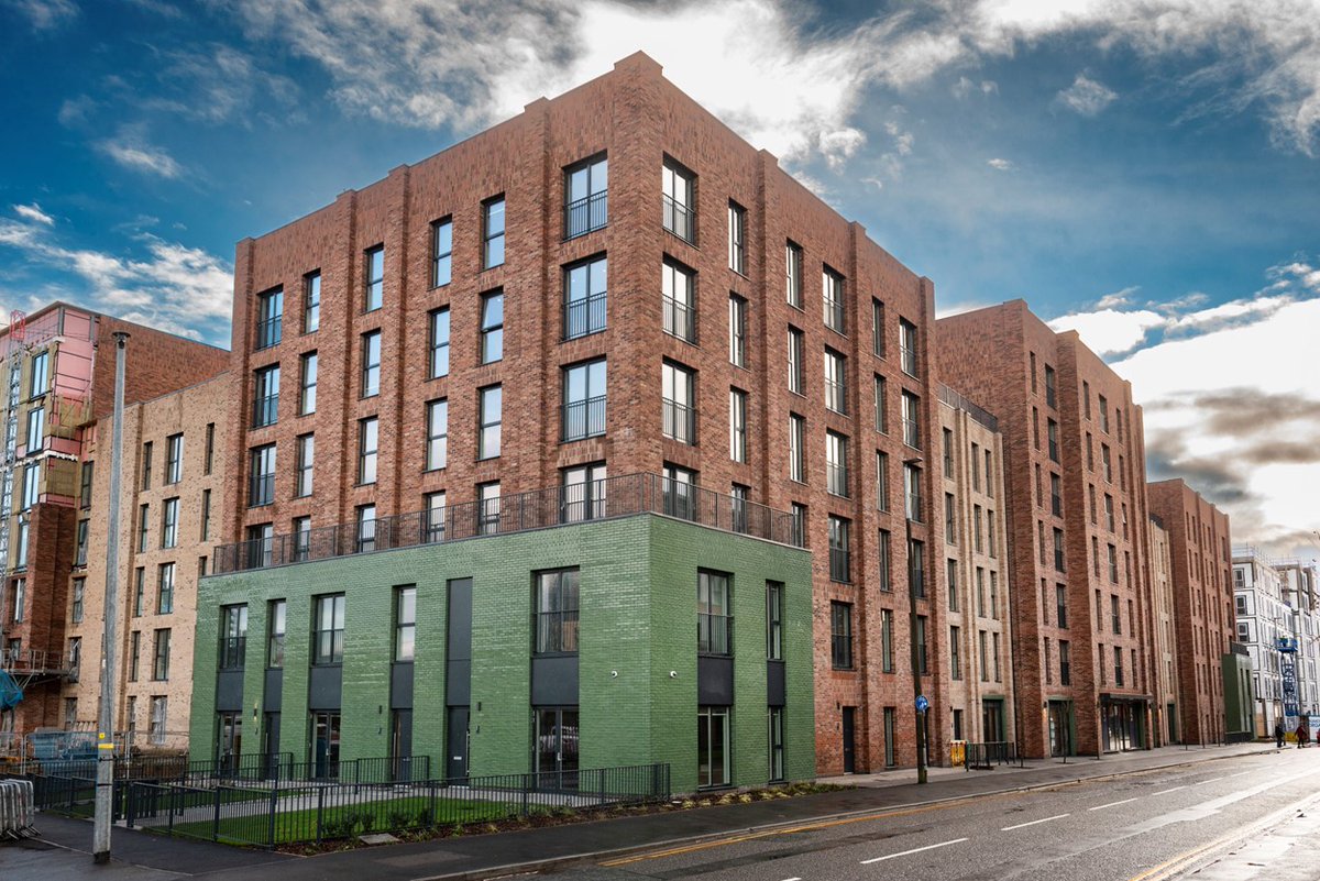 We're incredibly proud to announce lettings have gone live for Phase 3 at Dock 5. Phase 3 includes a further 121 apartments along with a private cinema room and onsite gym: bit.ly/3ervWOd