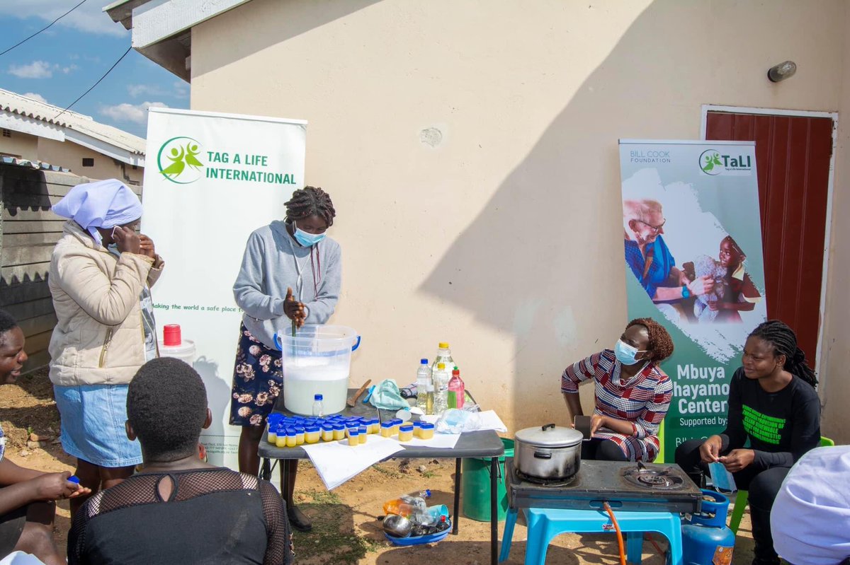 tagalife's tweet image. Today is International day for the eradiacation of poverty. TaLI empowered 16 young women in Gweru, through training on production of detergents. Making women financially empowered and independent.#Billcook #eradicating @Nyarimash @UNDPZimbabwe @awdf01 @unwomenzw