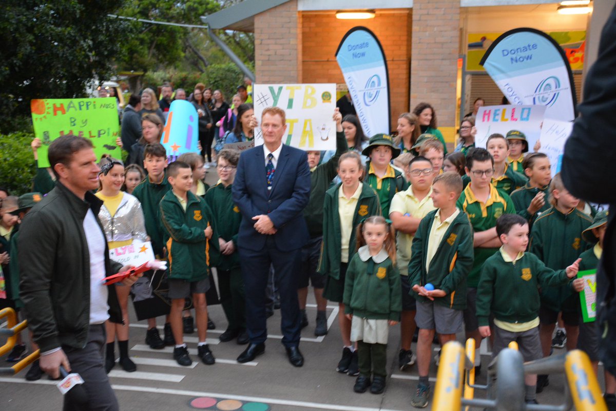 Andrew Hooper tweet media