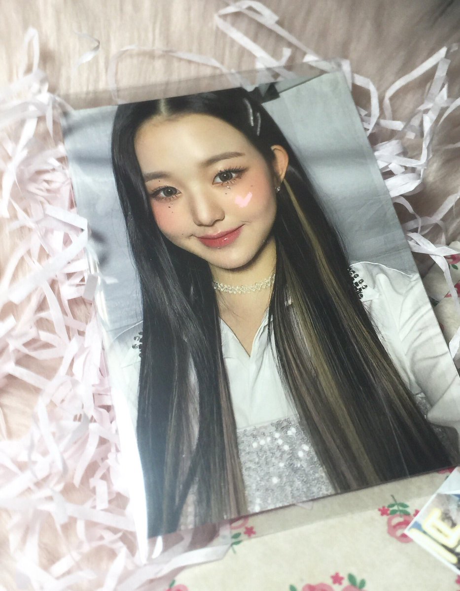 iukungyaz's tweet photo. ( 🏄🏻‍♀️) hi my tris @allforwony ! 

she is finally home :( thank you so much for being kind enough to give her to me as a gift i truly did not expect! i love you despite our endless banters mwa MWA ‘til our next ☆ 

#tysmtris #solcartz https://t.co/uft61YGj5t