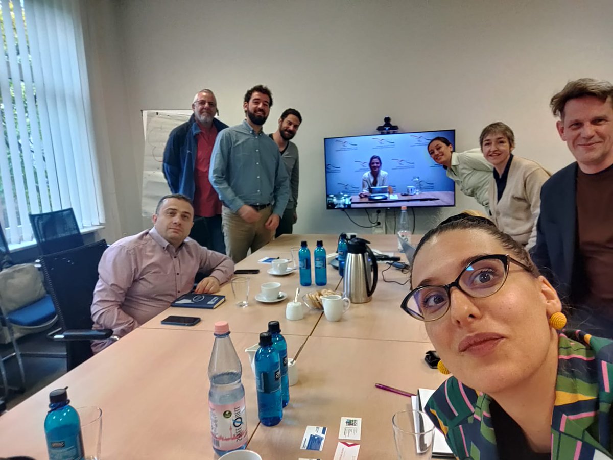 YouthAlliance1's tweet photo. Од 10ти до 15ти Октомври учествуваме на студиска посета за развој на младинската и добрсоседката соработка во регионот во Берлин, Германија.
@GermanyDiplo @ofaj_dfjw @dpjw_pnwm @borismijatovic
Продолжуваме со #бидигласанеехо! #c4cf https://t.co/0XSMWse3jq