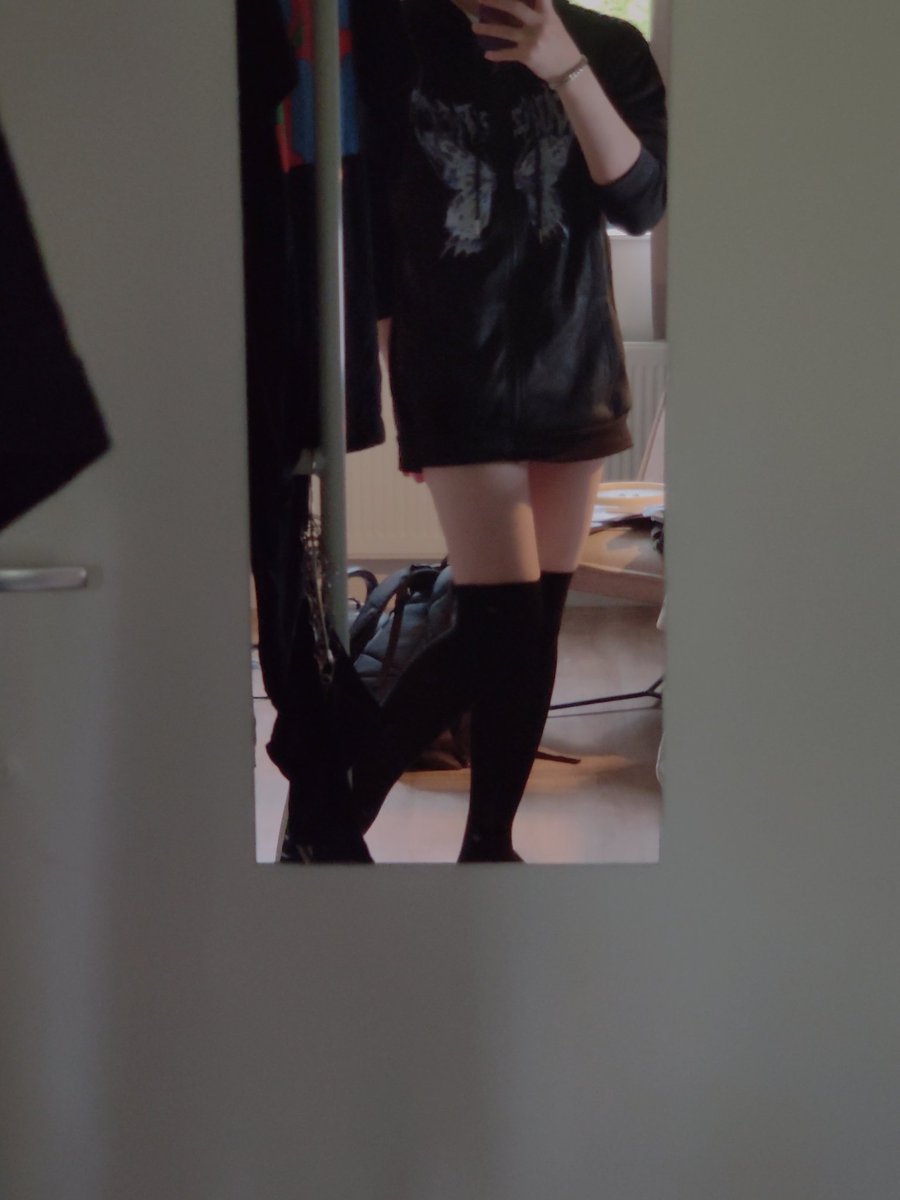 blur https://t.co/jUxQsNCblO