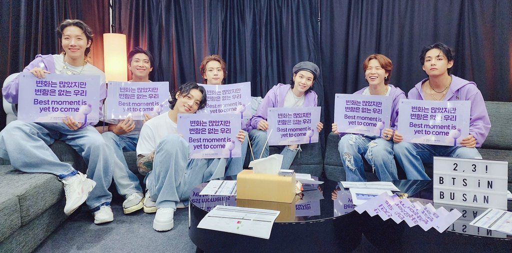 mimilove1013's tweet photo. 부산에서 잊지못할 행복한 추억 선물해줘서 정말 고마워💜
아미는 방탄 믿고 기다릴테니
방탄은 아미에게 돌아오면 돼🤙
지금까진 맛보기~앞으로가 기대되는 우리 아포방포하자!!!
💜💛💜💛💜💛💜

#변화는_많았지만_변함은_없는_우리
#BTSARMY  #Trust_BTS 
#방탄소년단 #BTS @BTS_twt https://t.co/DnLZUcCTWH