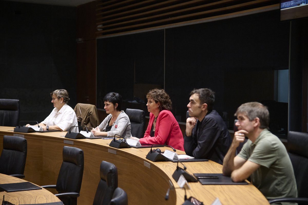 Osoko Bilkuren Aretoan ospatu da Nafarroako VI. Gazte Parlamentuaren eraketa, eta Alberto Guijarro izanen da berriz ere lehendakari

✏️parlamentodenavarra.es/eu/komunikazio…