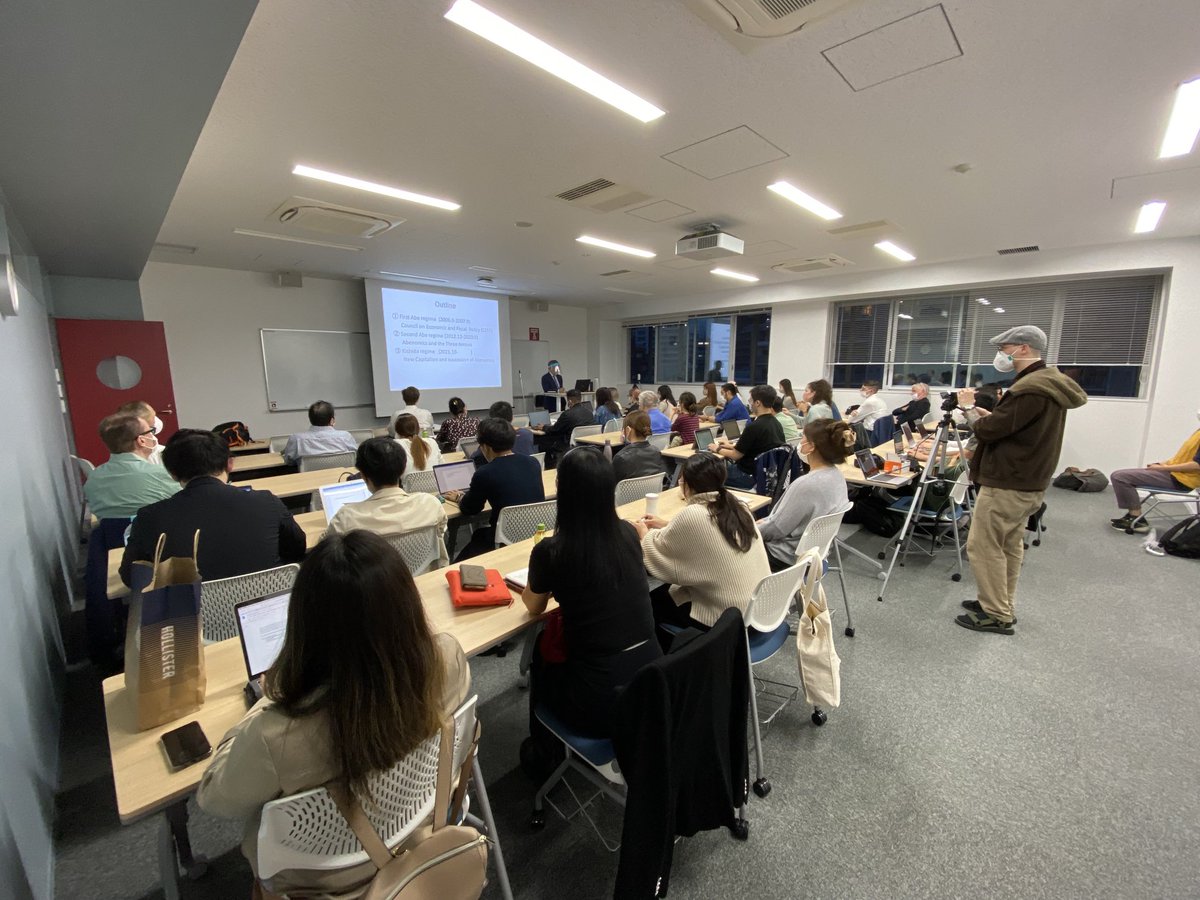 Robert Dujarric (@robertdujarric) on Twitter photo Professor Yashiro of Showa Women’s University speaking now about Abenomics and Kishida’s New Capitalism to a full house at an ICAS session at Temple University Japan. Professor Yashiro of Showa Women’s University speaking now about Abenomics and Kishida’s New Capitalism to a full house at an ICAS session at Temple University Japan.