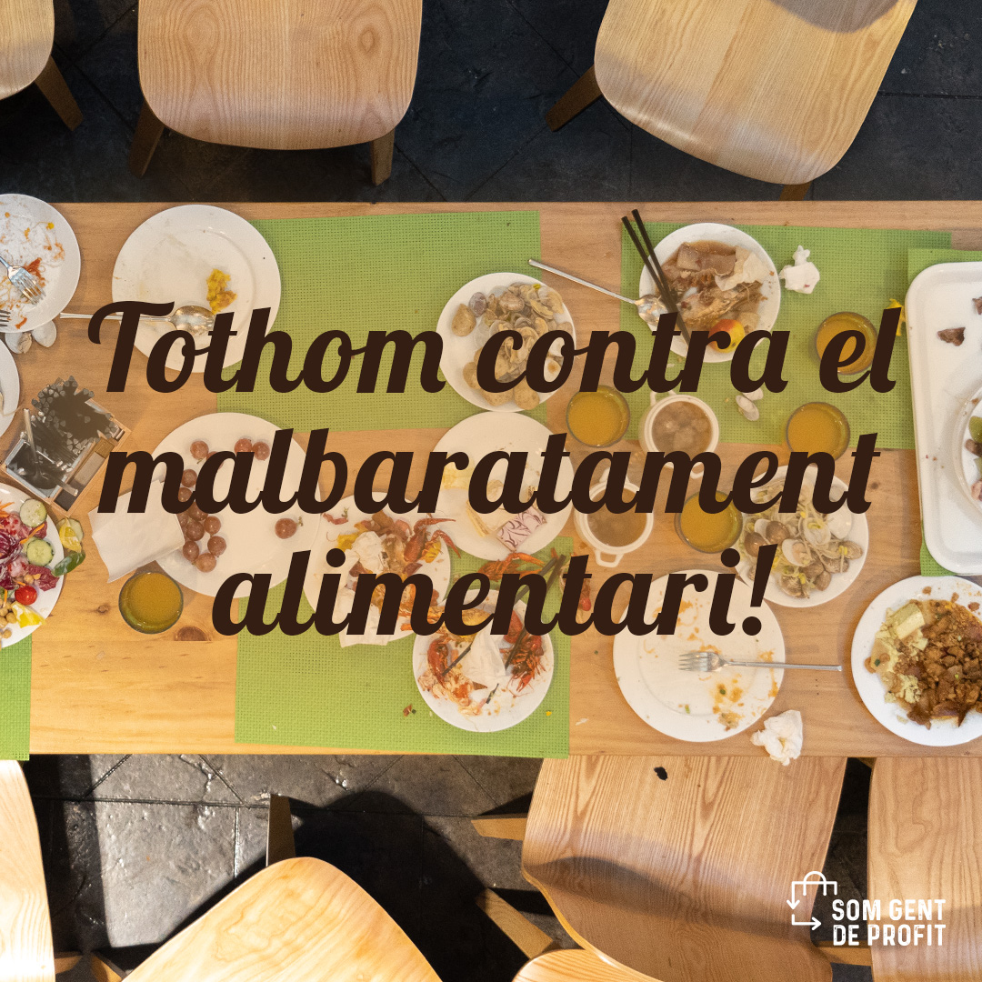 🗣 ♻️ Cadascú de nosaltres acaba llençant a la brossa 35 kg de menjar a l'any. Això són molts aliments que podríem aprofitar. Hem d'evitar-ho. Ajudeu-nos a difondre el missatge: tothom contra el malbaratament alimentari! 💪🏻