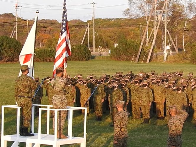 #陸上自衛隊 は、#米海兵隊 との最大規模の共同訓練「#レゾリュート·ドラゴン２２」を実施中のところ、１０月１４日（金）に訓練終了式を迎えました。 本訓練では、#ＣＤＯ と #ＥＡＢＯ を踏まえた連携要領具体化のための訓練を実施し、日米共同による抑止力·対処力を一層強化することができました。