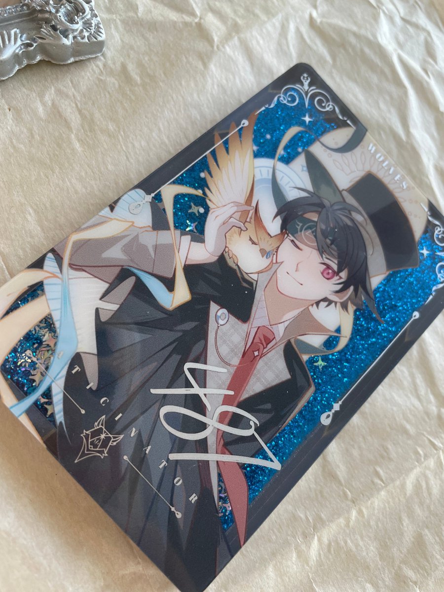 WolvesIDV_Intl's tweet photo. ๐ The fantasy series that's still undergoing the proofing process ๐คฉ๐คฉ๐คฉ These are acrylic quicksand ornaments!
#Wolves_Merch https://t.co/WbP77Ys2hP