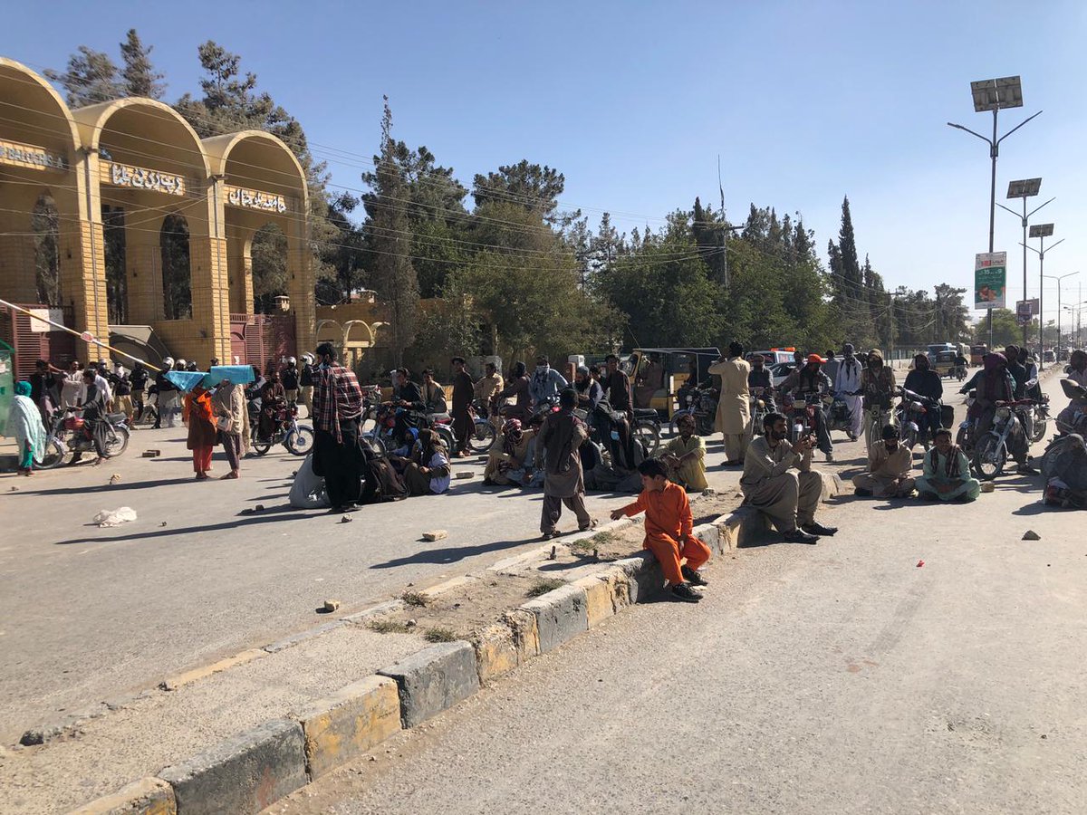 Baloch_Dispatch's tweet photo. Against the arrest of students of Physiotherapy last night, students have blocked the main route in front of University of Balochistan. We support their demands of release of the students and quashment of FIR registered against them. 
#Balochistan  
#Students https://t.co/w3oWIOF9ny