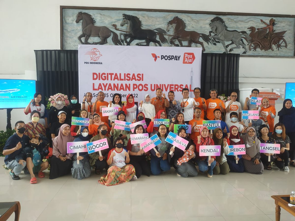 ID_Postcrossing's tweet photo. Meet Up Nasional Komunitas Postcrossing Indonesia 2022 &amp; Digitalisasi Layanan Pos Universal bersama @PosIndonesia

📍Solo, 15 Oktober 2022 https://t.co/JKyomKrsHe