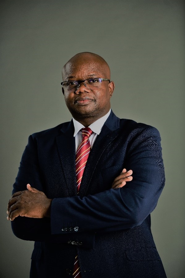 MandelaUCT's tweet photo. “Without my time at the Nelson Mandela School of Public Governance, I would not have had the foundation I need to succeed in my current position." Israel Zemburuka
Register for the #MDPP 2023 applications before Tuesday, 15 November here: https://t.co/vbfjC352Vx
#UCT #PostGrad https://t.co/p3nlba38DQ