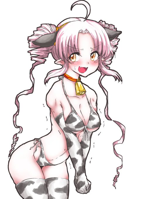 #如月ついつい月曜日
今日の牛柄ビキニです 