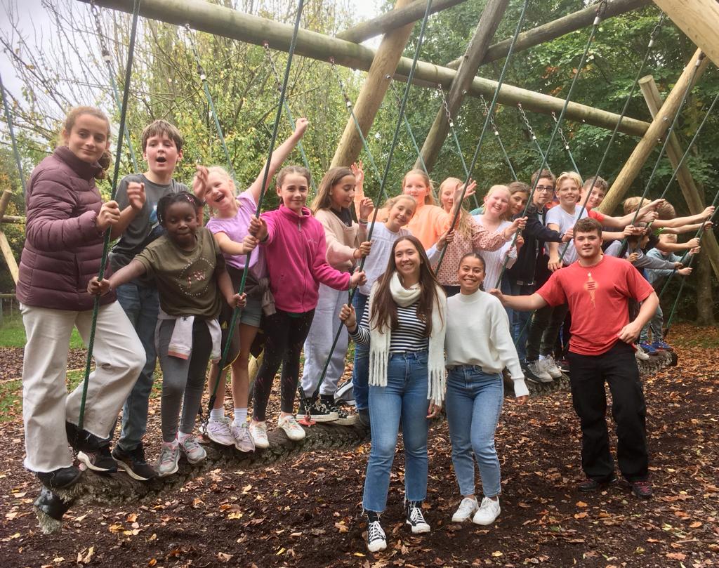 FSM_Boarding's tweet photo. This weekend our boarders were treated to a fabulous trip to the wonderful @MWApeRescue 

See all of the photographs and read more here - https://t.co/6kyWFiryPz

#boarding #loveboarding #MonkeyWorld #Dorset https://t.co/WhBtuZMM4Q