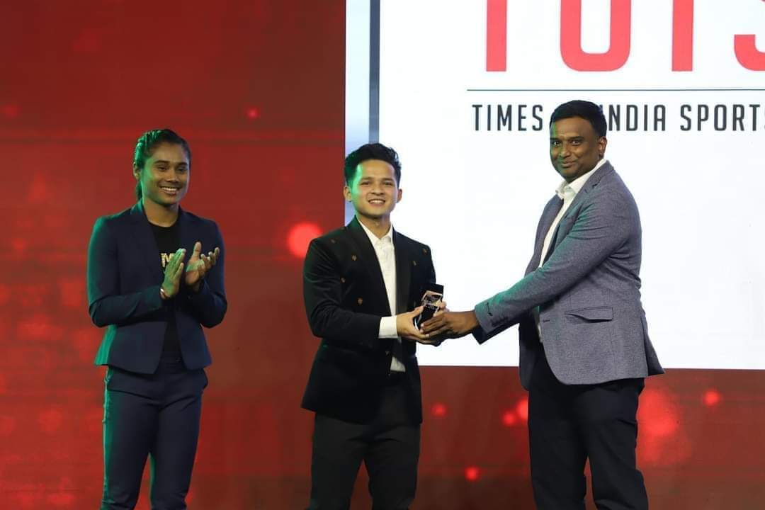 Mizoram's Commonwealth Games gold medalist Jeremy Lalrinnunga received Young Achievers Award by Times of India Sports Awards (TOISA) held in New Delhi on October 14, 2022. Congrats jeremy...