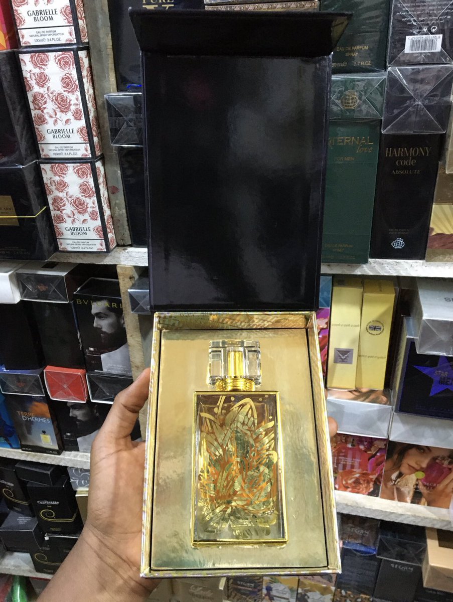 VERA; YOUR PERFUME GIRL💞 tweet media