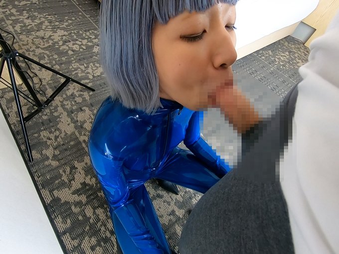 I have updated my fansly. You can see blowjob video wearing latex catsuit. https://t.co/ZrZvhAiIa7 https://t
