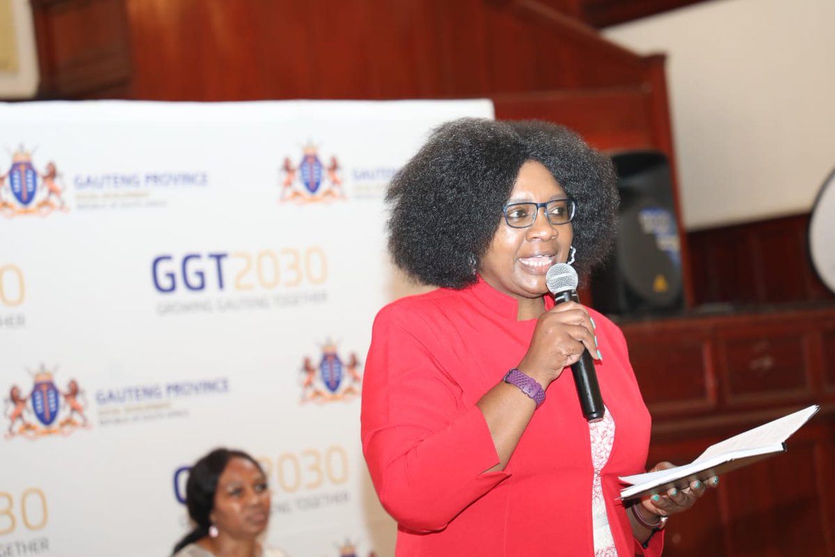 gpgSocDev's tweet photo. [Watch] HOD @thembeni2903 giving an oversight of @gpgSocDev

https://t.co/IArMiiyONa

#MeetandGreetSession
#GrowingGautengTogether2030 https://t.co/YD6G5KJqwF