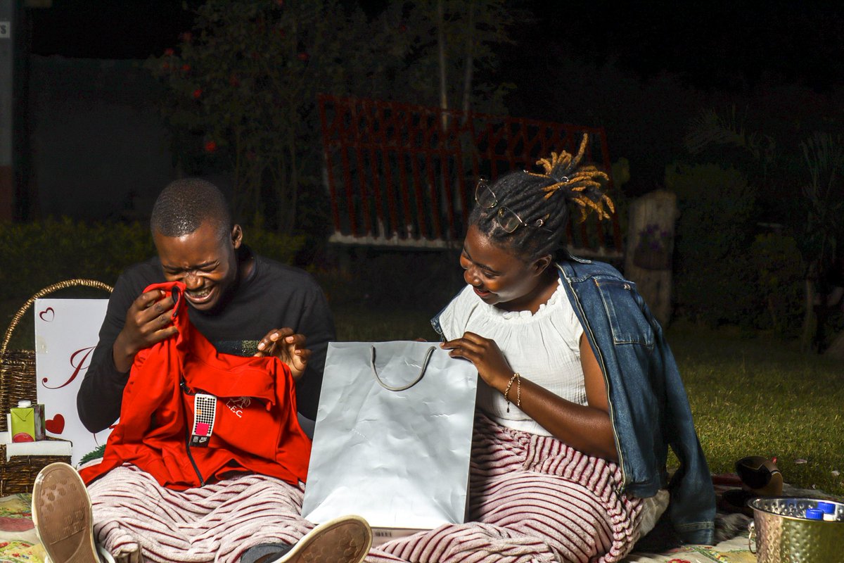 guy_weplan24_7's tweet image. #Weekenddump Cost to be alive ,