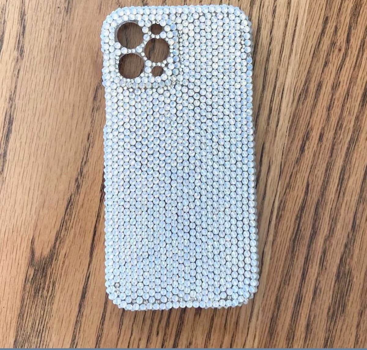 lam_omy's tweet photo. 🎈Guys i sell legit phone covers and screen guards of all different phone types Iphone, Samsung, Techno, itel among others.

For more info: please don’t hesitate to Dm or call on 0773439887 
#Postyourhustle https://t.co/kRjBLAzMRv