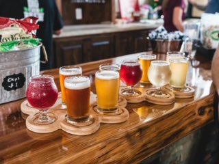 bbqben1's tweet photo. Presenting a British Beer & Cheese Corporate Tasting Experience Day this week in Staines-Upon-Thames @class_bento @LoveBritishFood @tax_systems #corporate #teambuilding #activityday #experienceday #beertasting #beerexpert #CraftBeer #artisancheese #masterclass https://t.co/xE27O2HCtA